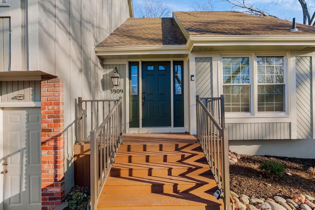 3909 SW HIDDEN COVE Drive — photo 37