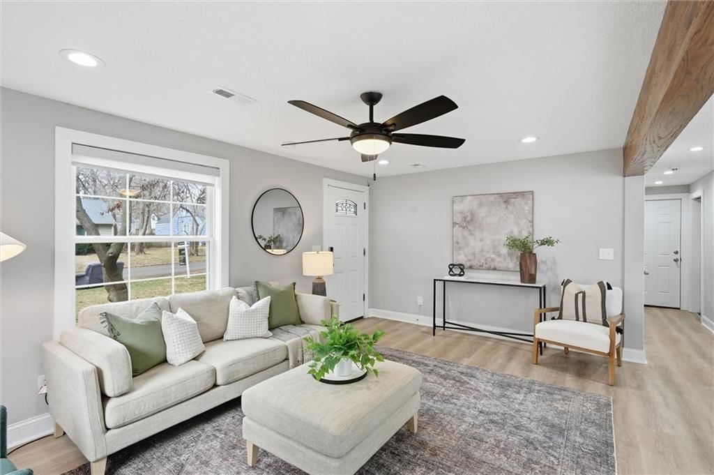 7945 Madison Avenue — photo 7