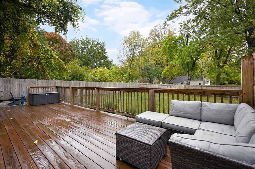 7945 Madison Avenue — photo 23