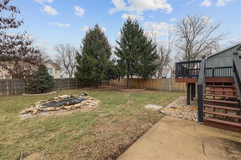 16008 W 139th Terrace — photo 36