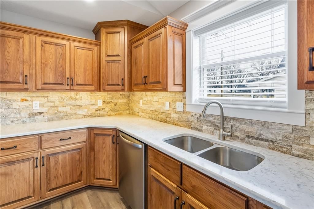 401 N Ritchie Street — photo 11