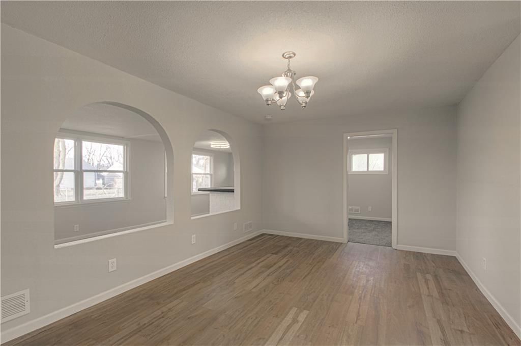 7304 E 109th Terrace — photo 9