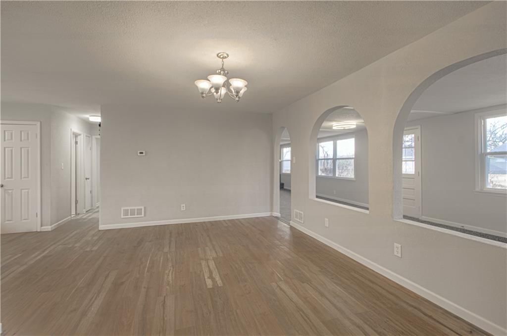 7304 E 109th Terrace — photo 11
