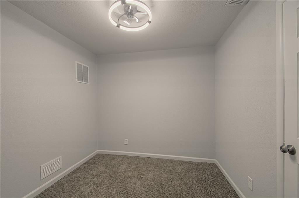 7304 E 109th Terrace — photo 29