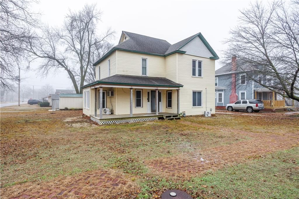 425 E 5th Street, Cherryvale, KS