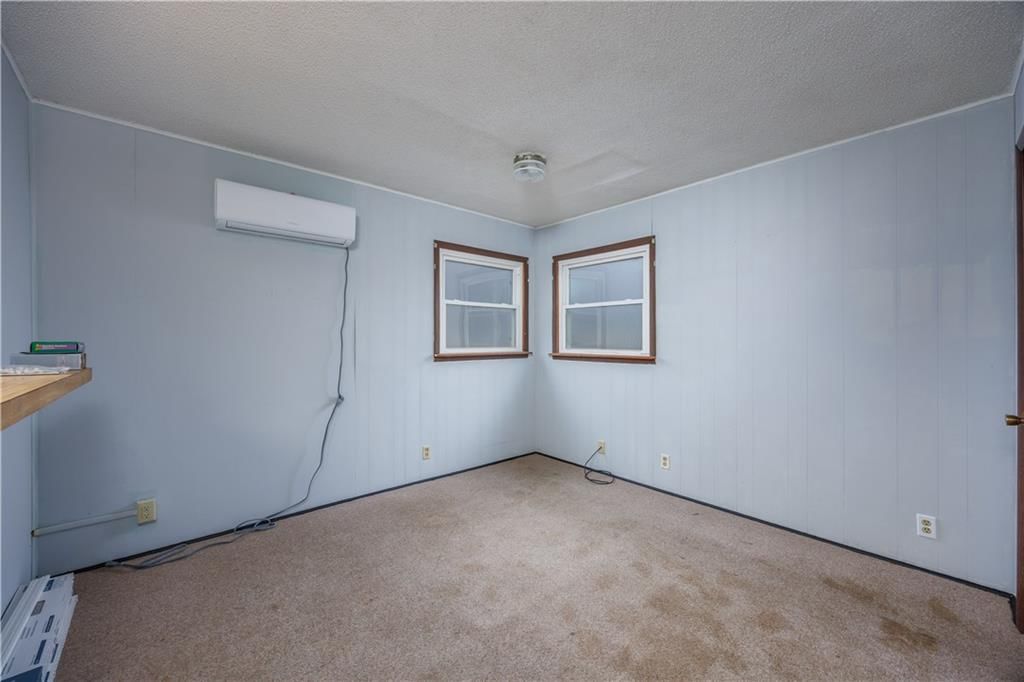 425 E 5th Street — photo 14