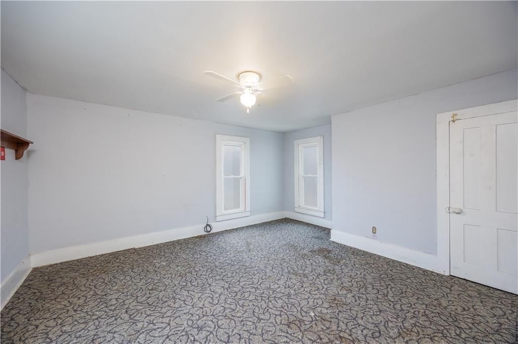 425 E 5th Street — photo 19