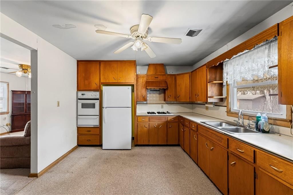 1018 N Sycamore Street — photo 7