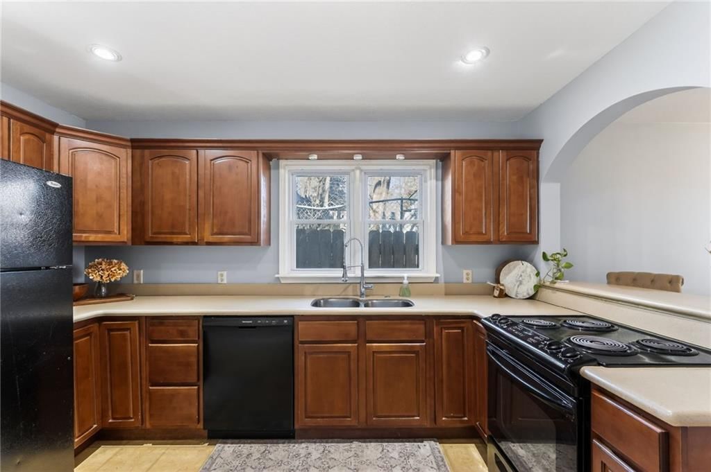 36 N Ridge Avenue — photo 7