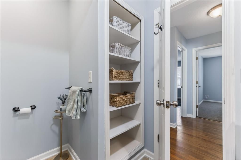 36 N Ridge Avenue — photo 16