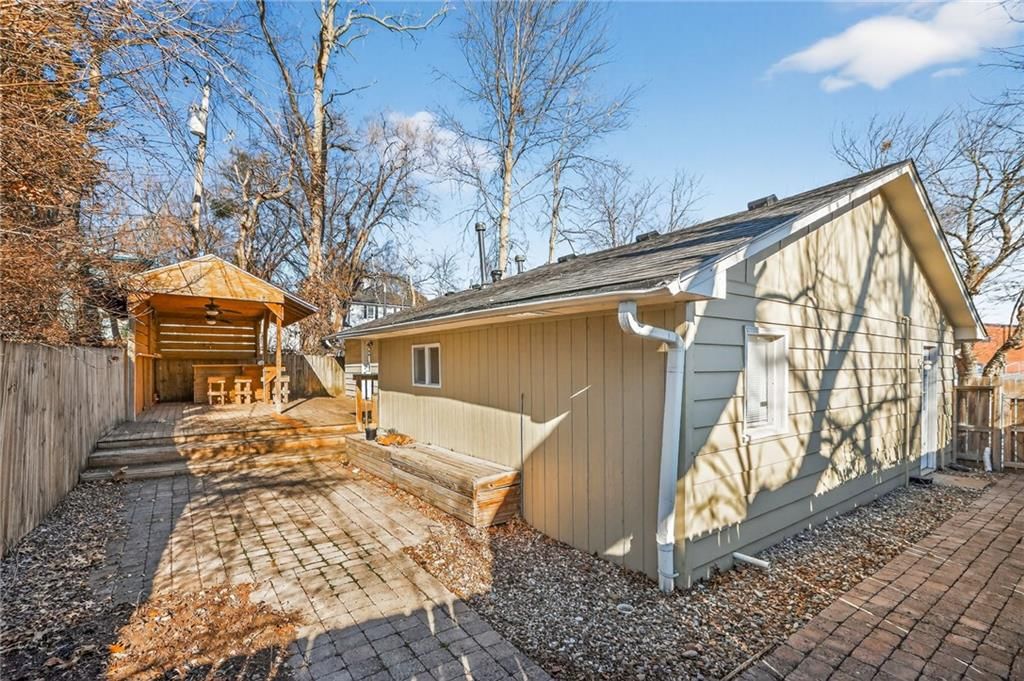 36 N Ridge Avenue — photo 27