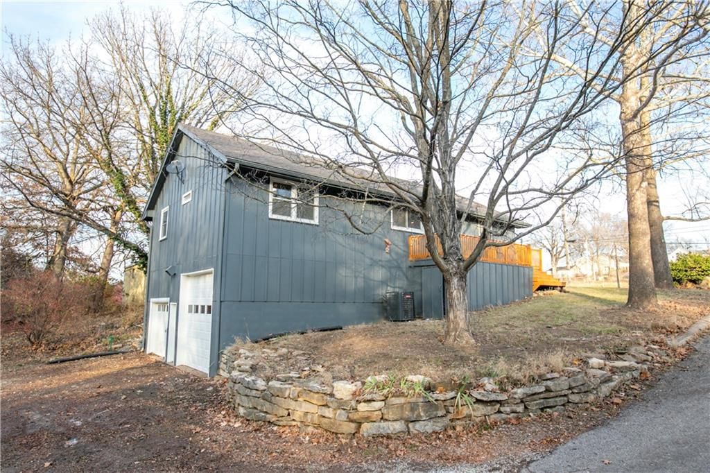 400 N Main Terrace — photo 3