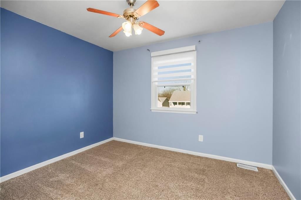 321 SE GREYSTONE Drive — photo 19