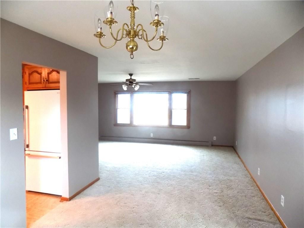 1444 S Elm Street — photo 5