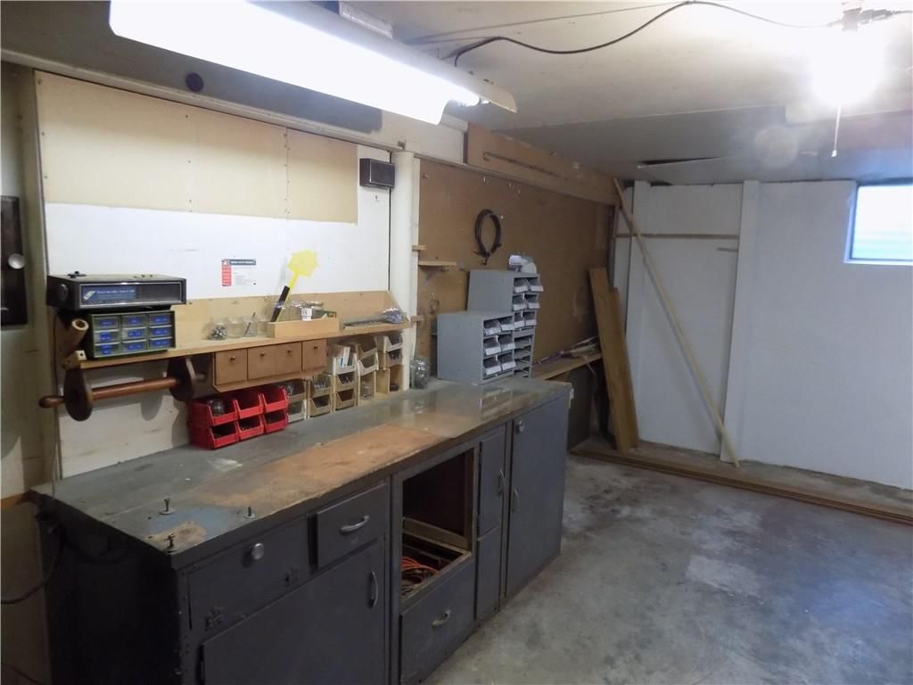 1444 S Elm Street — photo 16