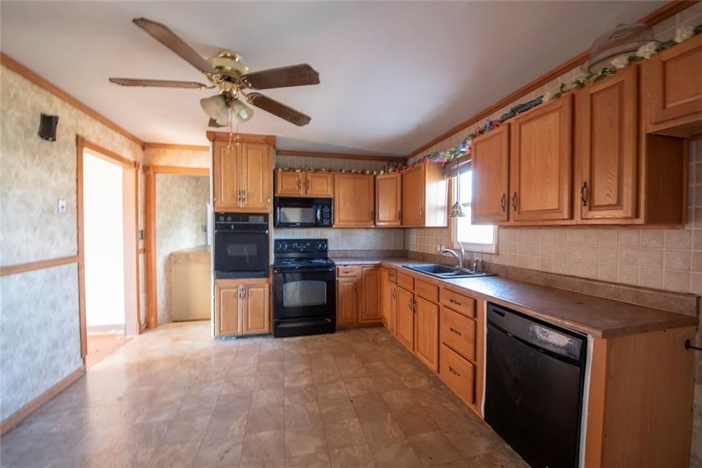 7000 Rowland Avenue — photo 3