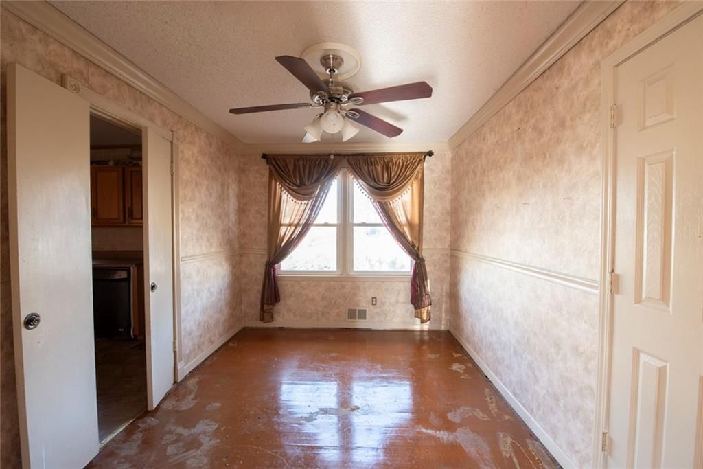 7000 Rowland Avenue — photo 8