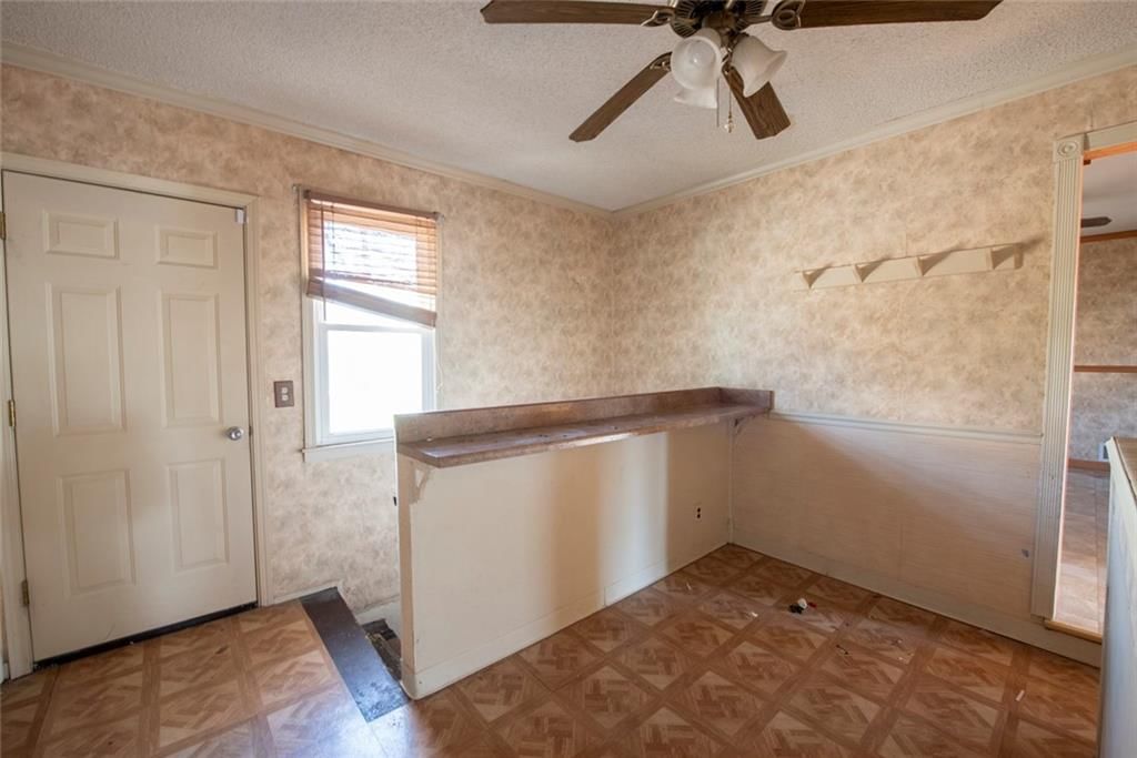 7000 Rowland Avenue — photo 11