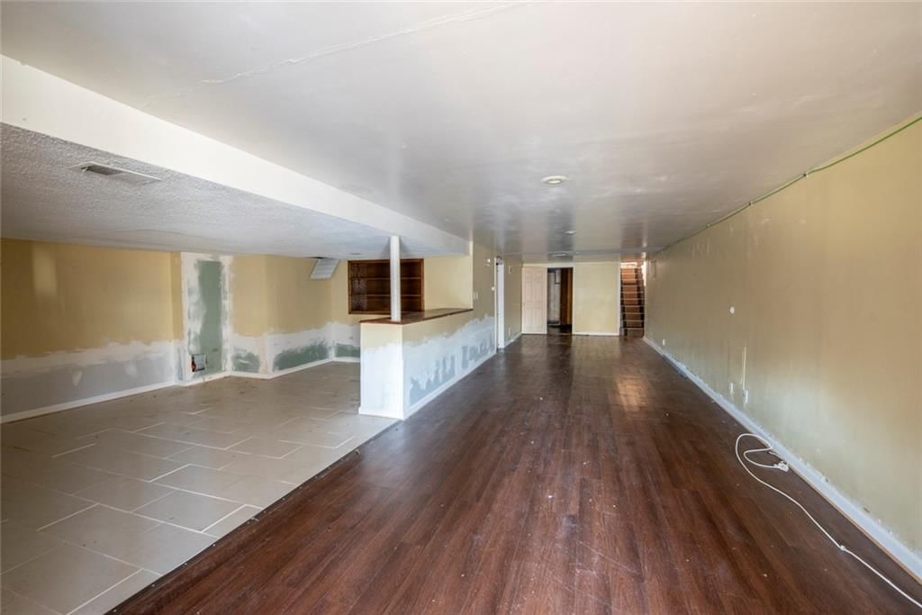 7000 Rowland Avenue — photo 12