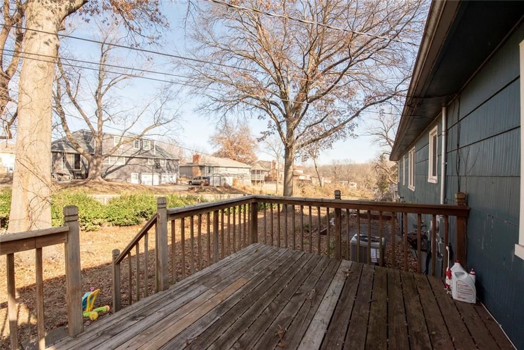 7000 Rowland Avenue — photo 17