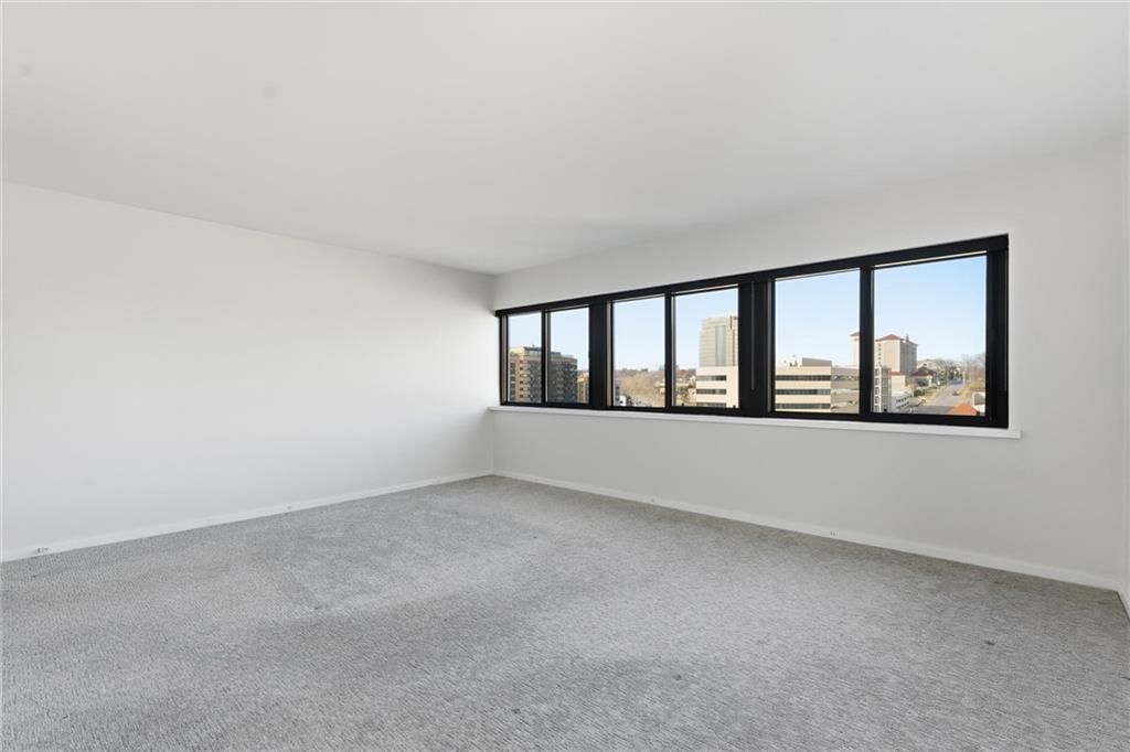 803 W 48th Street — photo 17