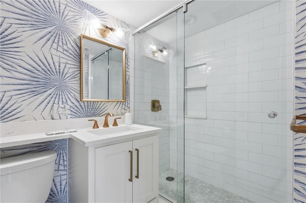 803 W 48th Street — photo 19