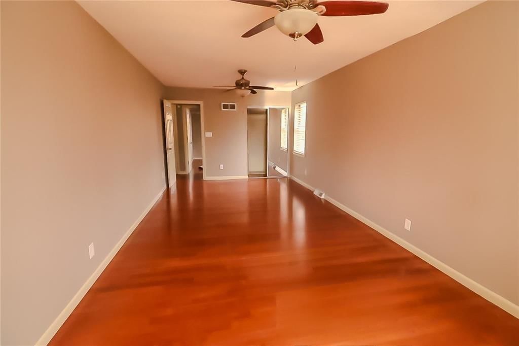 2912 NW Bedford Court — photo 15
