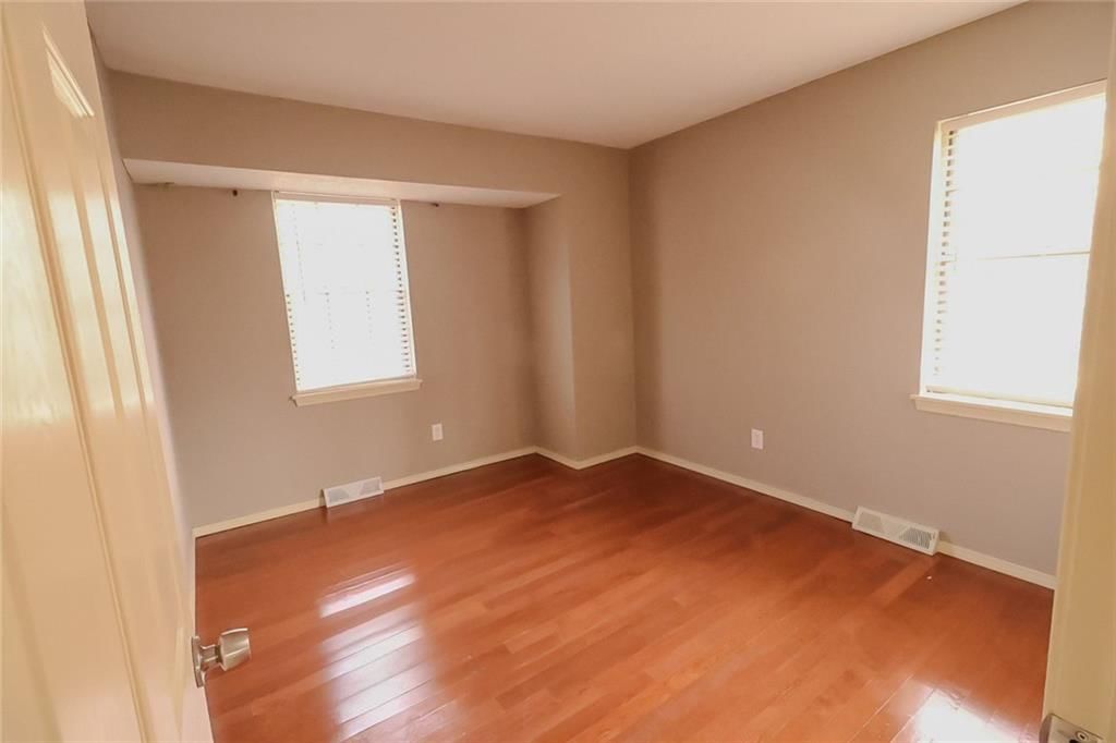 2912 NW Bedford Court — photo 20