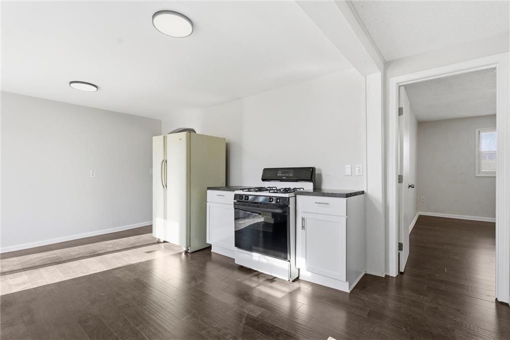 6219 Lathrop Avenue — photo 13