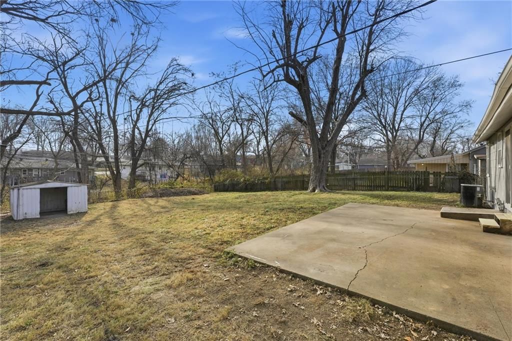 6219 Lathrop Avenue — photo 21
