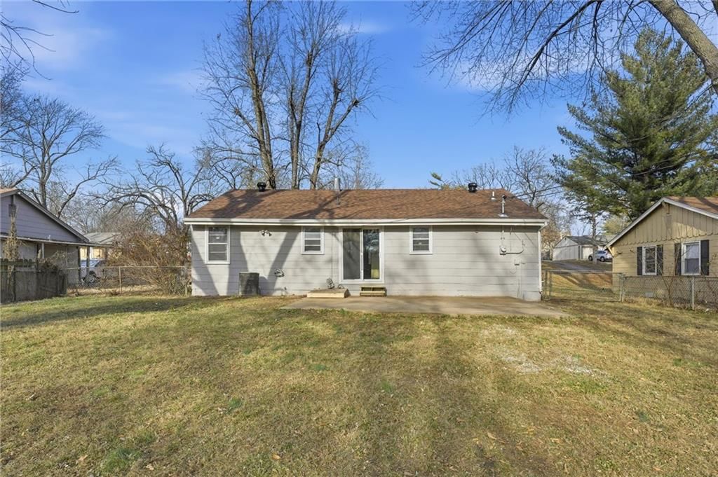 6219 Lathrop Avenue — photo 23