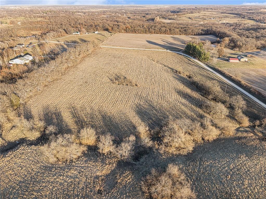 Lot 2 SW Town and Country Lane — photo 4
