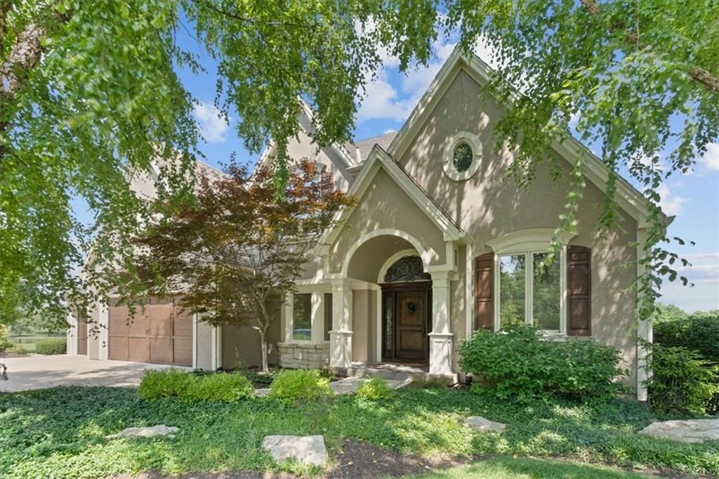 14605 Dearborn Street, Overland Park, KS