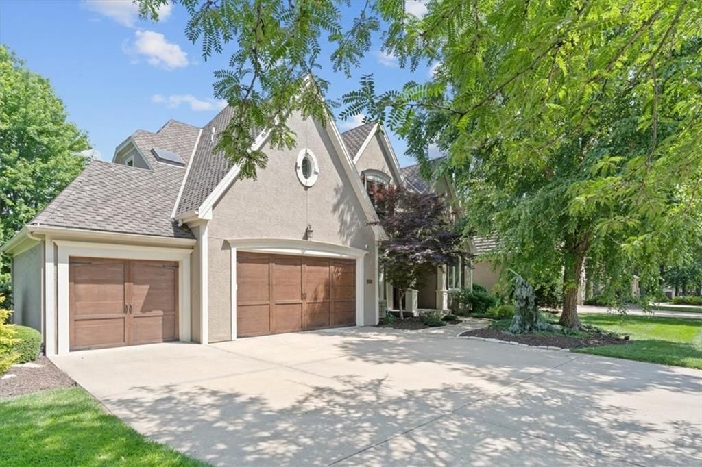 14605 Dearborn Street — photo 3