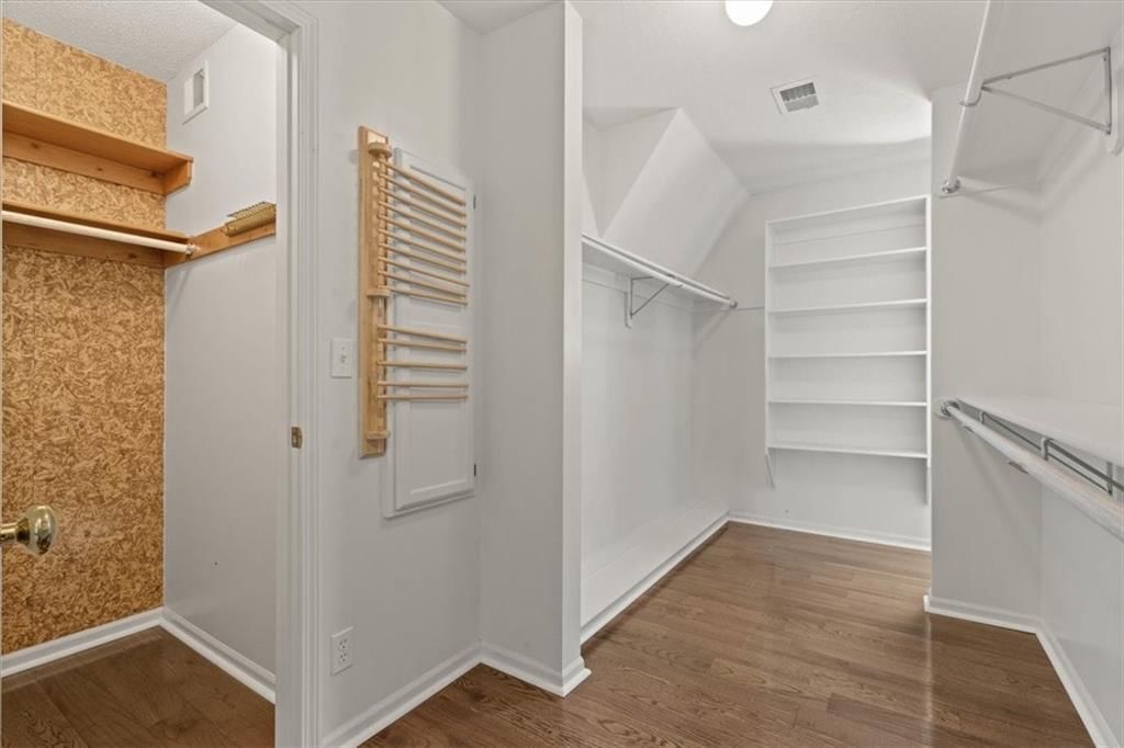 14605 Dearborn Street — photo 38