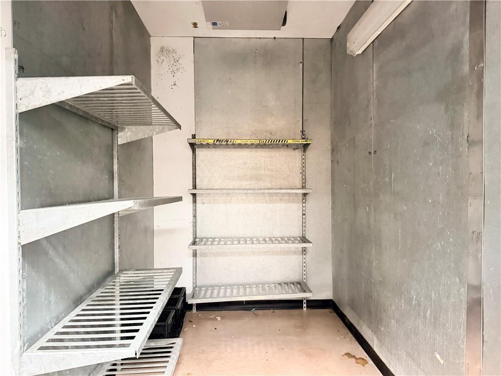 302 S Broadway Street — photo 17