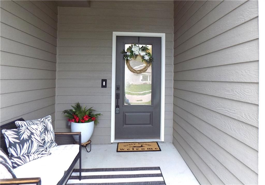 1215 Alexander Court — photo 3