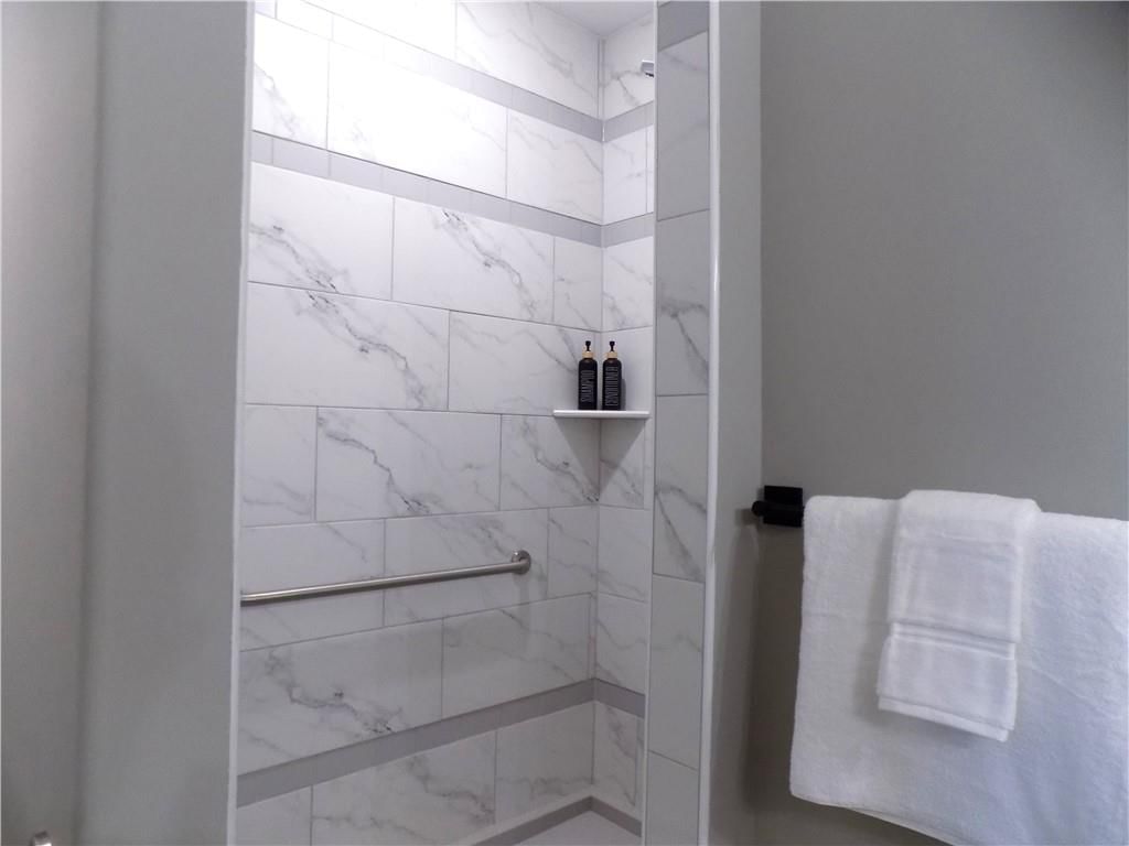 1215 Alexander Court — photo 16