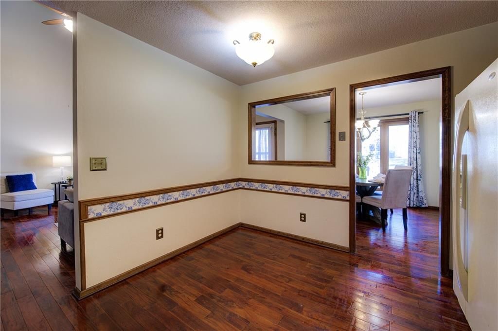 236 SW Raintree Drive — photo 11