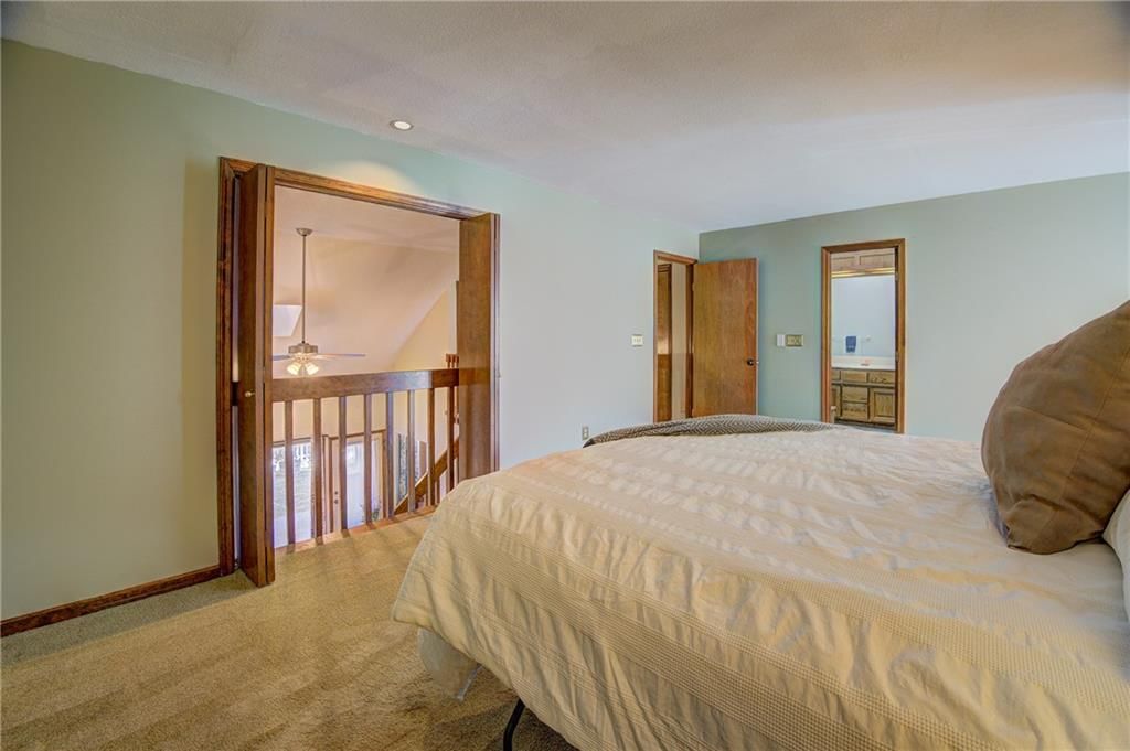 236 SW Raintree Drive — photo 17