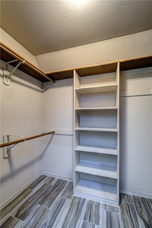 236 SW Raintree Drive — photo 23