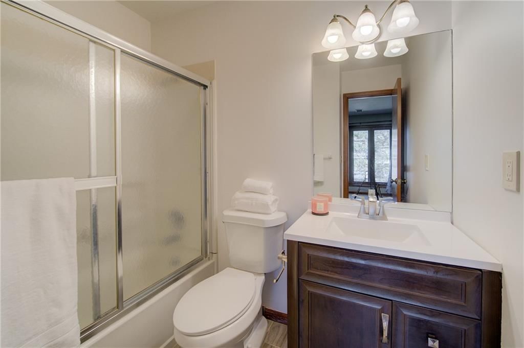 236 SW Raintree Drive — photo 27