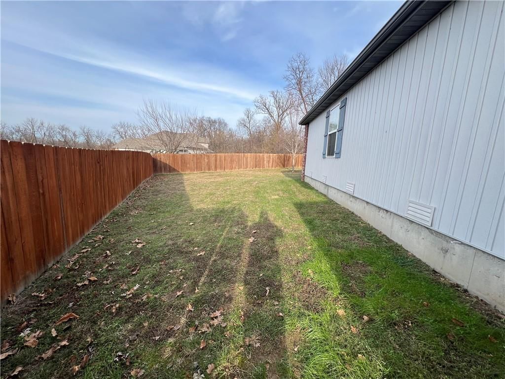 245 W Erin Court — photo 7