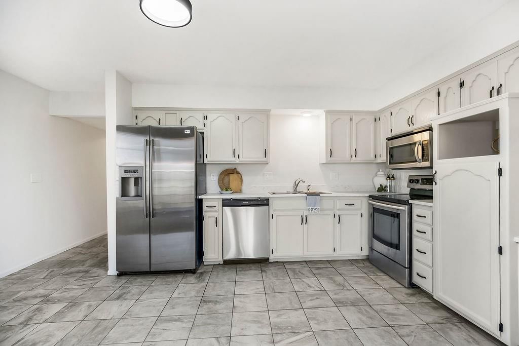 224 SW Pinetree Lane — photo 9