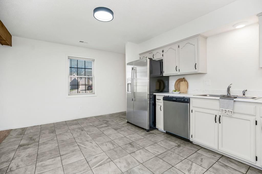 224 SW Pinetree Lane — photo 10