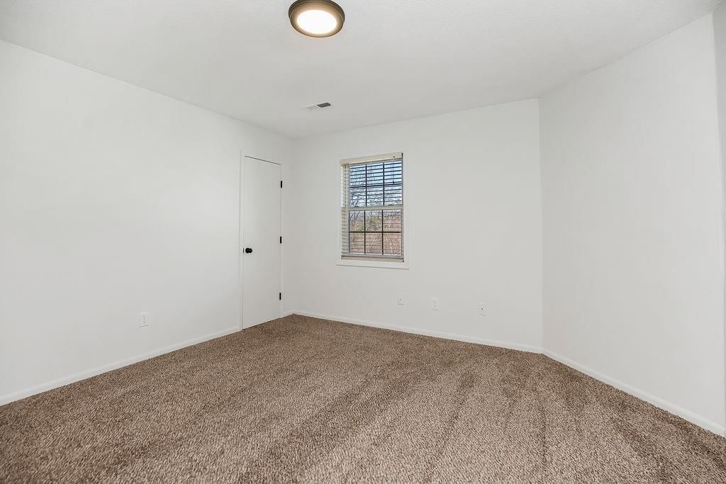 224 SW Pinetree Lane — photo 23
