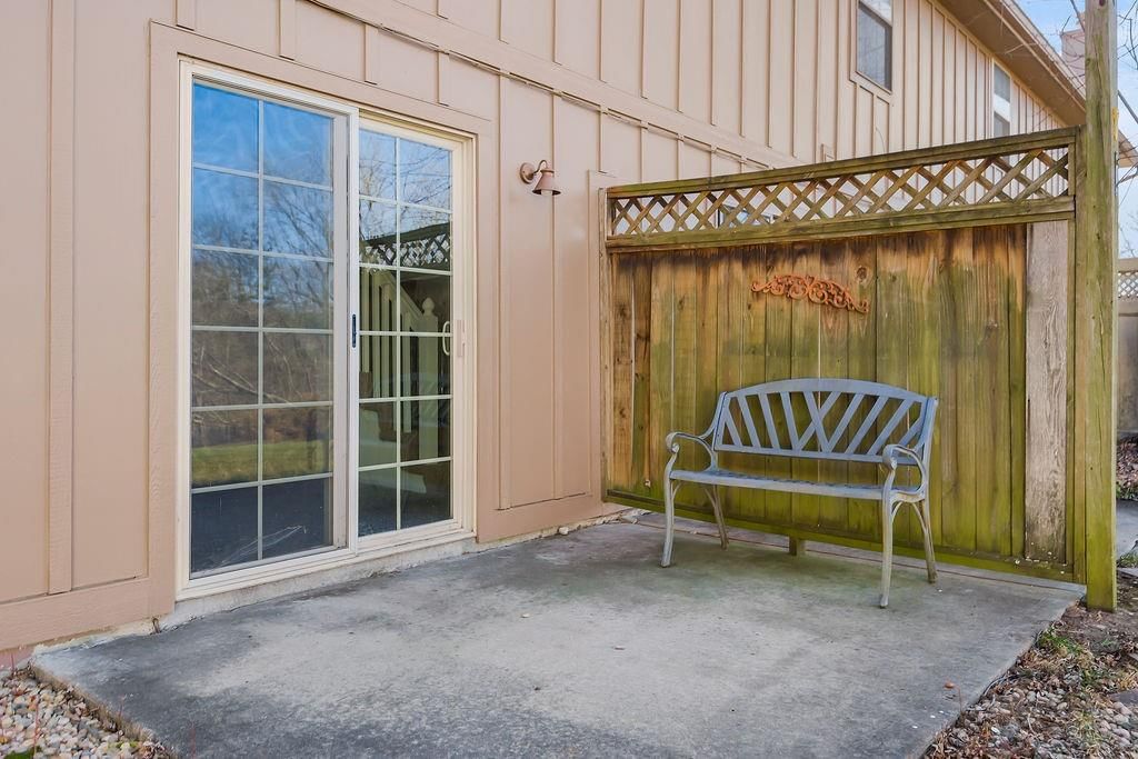 224 SW Pinetree Lane — photo 28