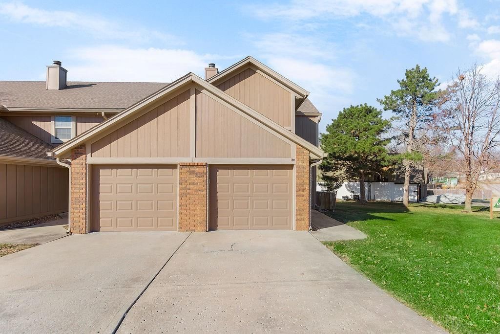 224 SW Pinetree Lane — photo 29