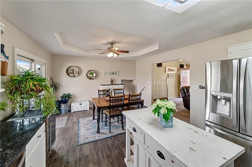 716 NE Thames Drive — photo 13