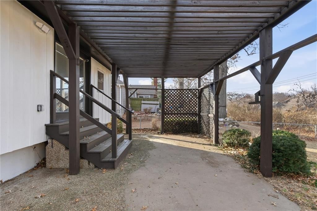 11408 E 65th Terrace — photo 38